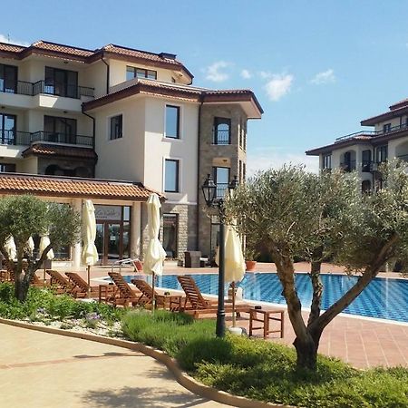 Sarafovo D&V Apartments Burgas Esterno foto