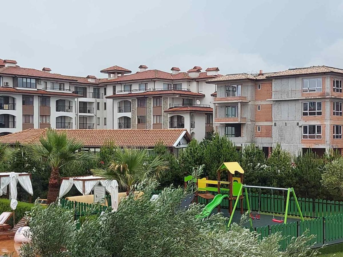 Sarafovo D&V Apartments Burgas Esterno foto